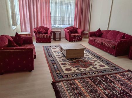 Nasreddin Emlaktan Sanayi Yolunda Kiralık Eşyalı Daire