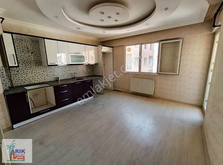 Arık Emlak'tan Satılık Arakat Daire