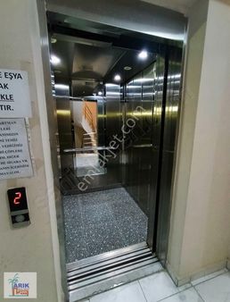 Arık Emlak'tan Kiralık Arakat Daire