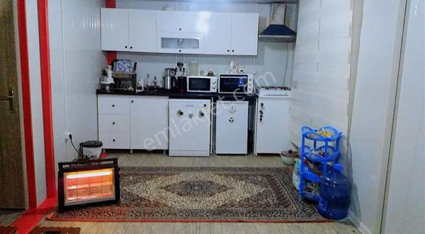 Değirmendere De Satılık Evli Hobi Bahçesi 400 M