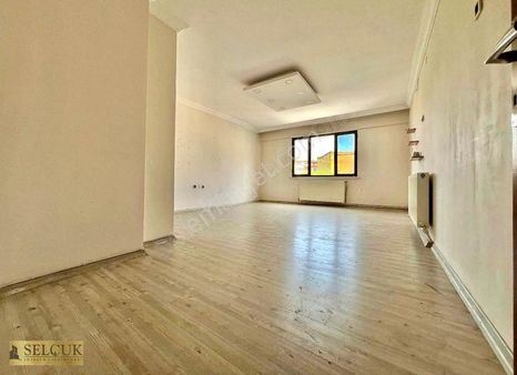 Selçuktan Peker Mahallesinde 2+1 Satılık