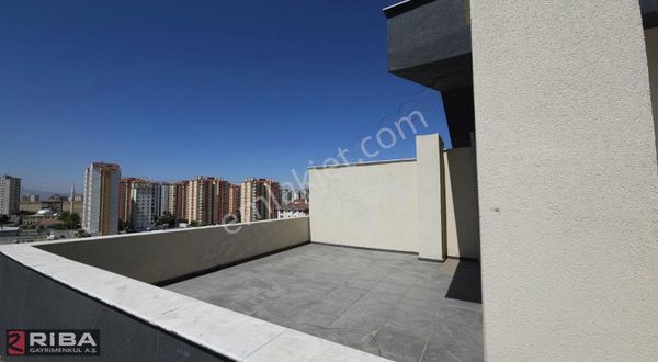 Genıs Ferah 3katlı Vılla