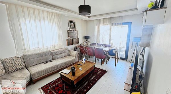 Güllük Merkezde Satılık Kapalı Mutfak Geniş Ferah 2+1 Daire