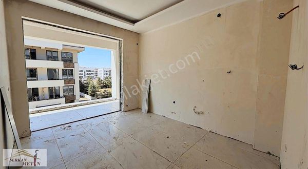 Serkan Metinden Batıkentte Özel Otoparklı Site İçi 2+1 Daire