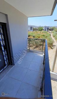 Ergenekon Mahallesi Asfalt Yakını Ara Kat