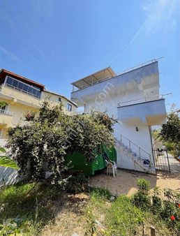 Avşa Adası Merkezinde Müstakil Bahçe Kullanımlı Dubleks