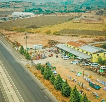 Devren Satılık 31 Dönüm Arazi İçerisinde Zeytinyağ Fabrikası