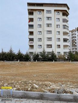 Güllübağ 'da Satılık 3+1 Ara Kat Daire Mehmet Demir