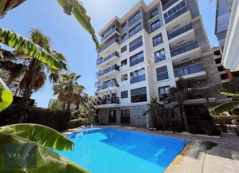 Çiğli Ataşehir Tanınmış Suite'de Satılık Ara Kat 2+1 Daire