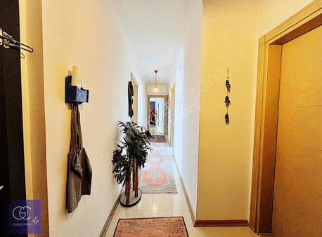 Cadde'den Akçay'da Şömineli Asansörlü Keyifli 2+1 Satılık Daire