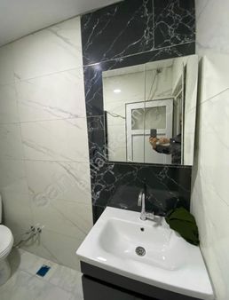 Esentepe Mahallesi'nde Satılık Giriş Daire