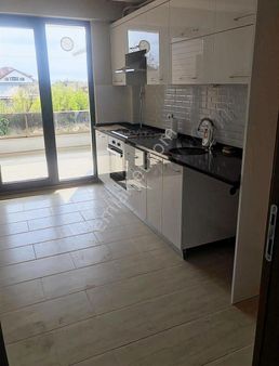 Mükemmel Konumda Arakat Kiralık Daireler(detaylar Açıklamada)