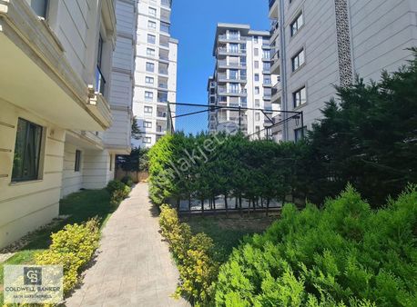 Taşdelen Beyaz Evler Sitesinde Satılık Daire