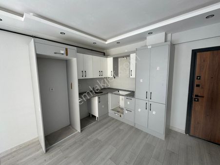 Muradiye Mahallesinde Sıfır 1+1 Ara Kat Daire Fırsatı