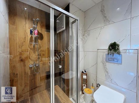 Ayvalık 150 Evler'de Havuzlu Sitede Kiralık 3+1 Lüx Daire