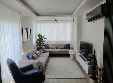 Onur Mükemmel Konumda Satılık 2+1 Daire