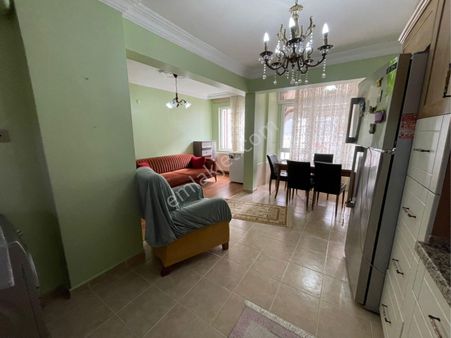 Adalet Mahallesinde İci Temiz Satılık Daire