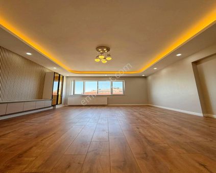 Geniş Metrajlı 5+2 250 M2 Dublex Aileler İçin Biçilmiş Kaftan