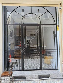 Tarihi Kavaflar Çarşısında Kiralık Ofis ,dukkan