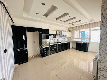 Dinç Emlaktan Satılık Ultra Lüks 4+1 Daire