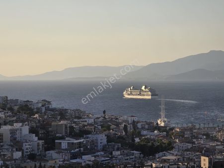 İkiçeşmelik Mah Full Deniz Manzaralı 2+1 Havuzlu Site İçerisinde Daire