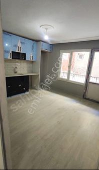 İzmir Merkezinde 4+1 Ful Tadilatlı 140 M2