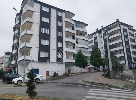 Aydınlıkevler'de 3+1 Ferah Daire