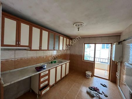 Torun^dan Yapılı Masrafsız Çift Balkon Arakat 3+1 Daire