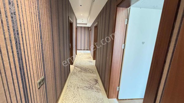 Çiğdem Emlak'tan The İst Evlerinde Satılık 4+1 Daire 212m2