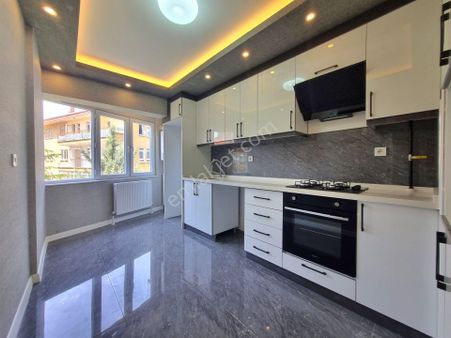 Etlik Şehir Hast.yakını Orta Kat 3+1 Bağımsz Çift Banyo Sıfır Lüks Yapılı