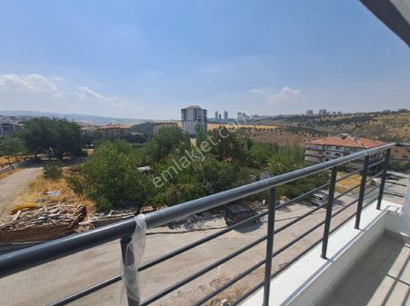 Özdemir Emlak,tan Şahapgürler,de Yapılı Sıfır 3+1 Daire