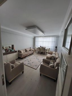 Sevgim'den Çamlıca Mh İdeal Konumda Satılık 3+1 Daire