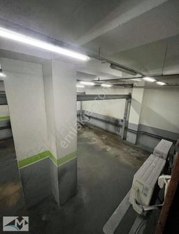 İkitelli Org San Bölgesinde 300m2 Tır Kamyon Yanaşır