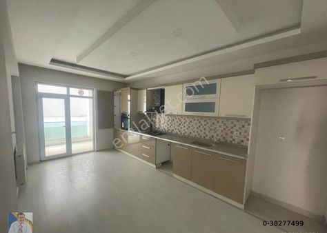 Halilağa Mahallesinde Site İçi 3+1 Geniş Daire