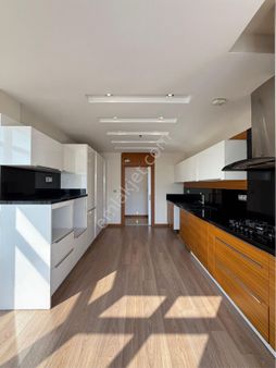 Remint’ten Huzurevlerinde Sosyal Donatlı Site İçerisinde Kaçmaz 4+1 Satılık Daire!!!