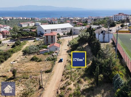*deniz Ve Şehir Manzaralı*176m2*3kat*%30*villa İmarlı*kupon Arsa
