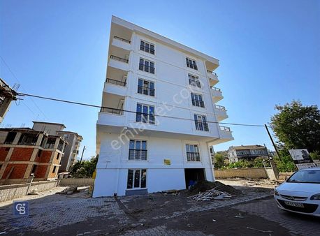 Cb Park Barlas Gürler'den Taflan'da Ana Yola 50m Sıfır 2+1 Daire