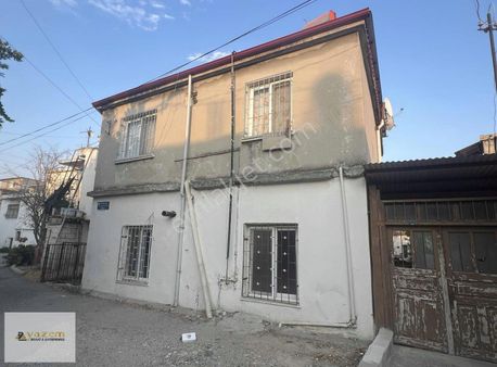 Mersin Erdemli Kargıpınarı 271 M2 Arsa İçerisinde 2 Katlı Ev
