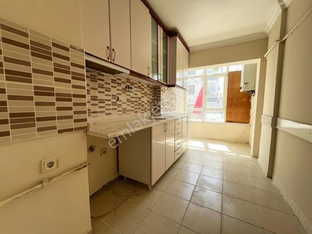 Engin Emlak'tan Salı Pazarı Yakını Güney Cephe 3+1