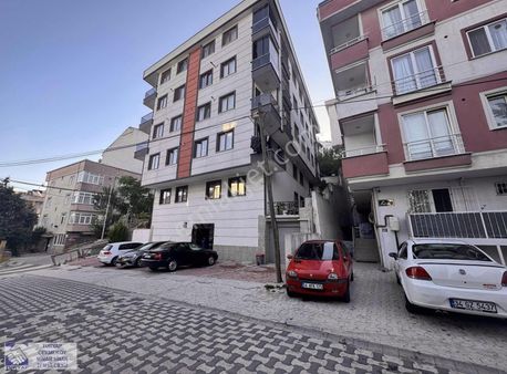 Sancaktepe Fatih Mahallesinde Satılık 3+1 Manzralı Dubleks Daire