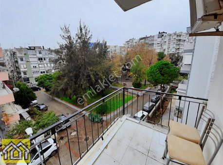 Demokrasi Üni'ye Çok Yakın Konumda 2+1 Eşyalı Daire