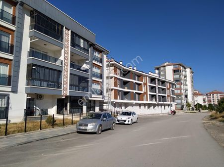 Pursaklar Saray'da Bağımsız Mutfaklı 2+1-105 M2-satılık Daire