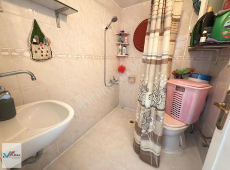 Evalmak'ta İnönü Mahallesinde 3+1(120m2) Geniş Ferah Arakat