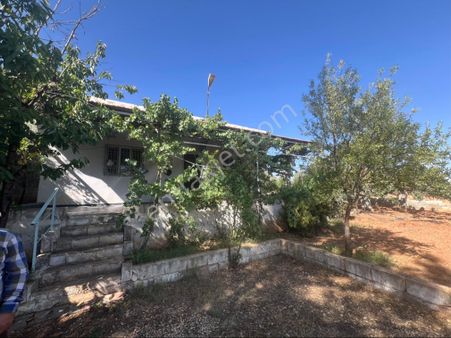 Seç Emlak’tan Oğuzeli Yanlızbağda Bağevi