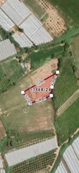 Aksu Mandırlar Da İmar Sınırında Etrafı Tel Çevrili Ev Yapımına Uygun