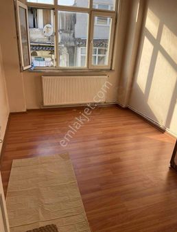 İstanbul Fatih Aksaray ' Da 2+1 Kiralık Daire