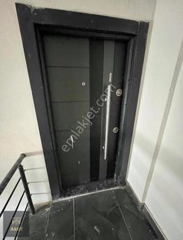 Bölgenin Kupon Dairesi 2.kat Catılı 100m2 2+1