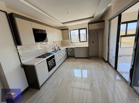 Kıbrısköy'de Ara Kat Ön Cephe Masrafsız 3+1 Site Dairesi
