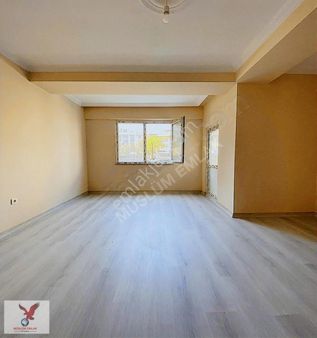 Avcılar D.köşklerde 2+1 Sıfır Hem Metrobüse Hem Sahile Yakın