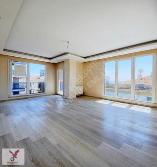 Avcılar D.köşklerde Ful Deniz Manzaralı 5+2 Satılık Dublex Daire